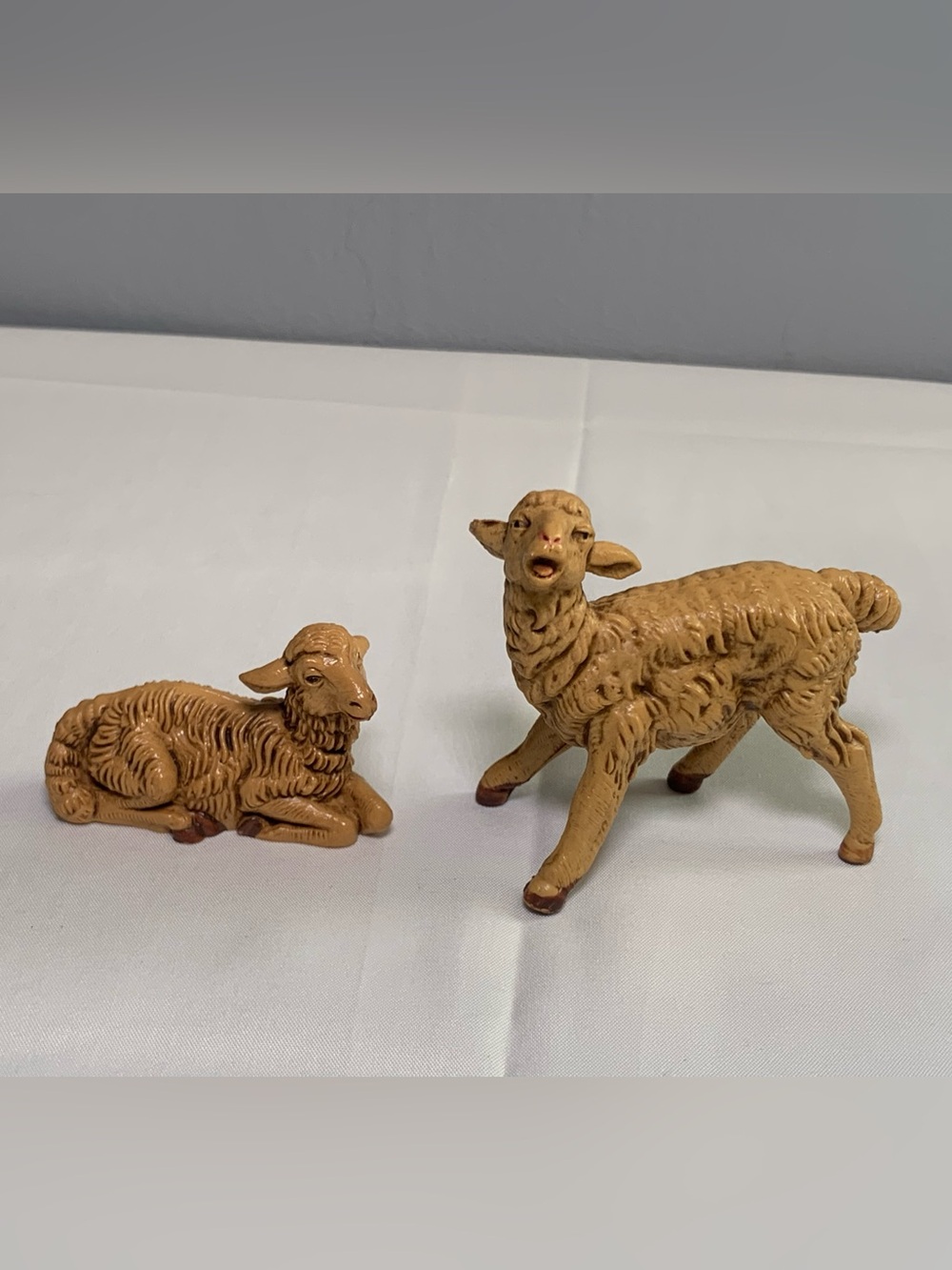 FONTANINI by Roman.  Set of Two Sheep 5” Inch Heirloom Collection